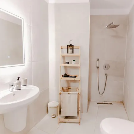 Apartment Apartment In Tirana
