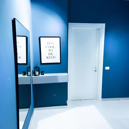 Barrikada Street Modern App - The Nest *