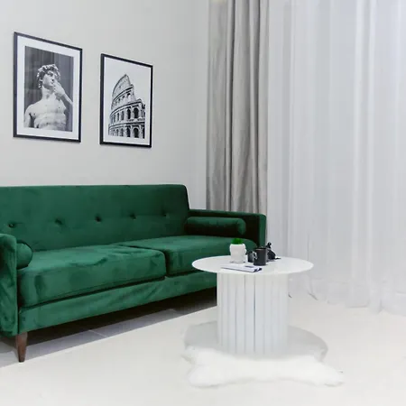 Apartment Barrikada Street Modern App - The Nest *