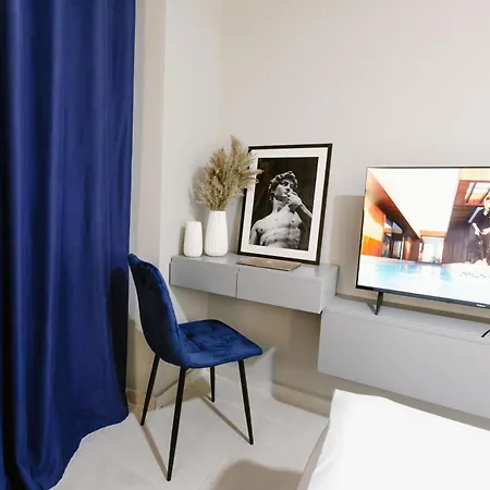 Apartment Barrikada Street Modern App - The Nest *